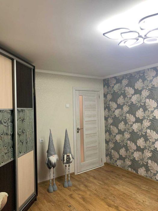 (3) Продам 2-ох кімнатну квартиру на Вишеньці 4432