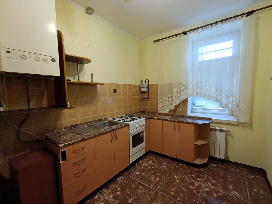 Продаж квартири на Дружбі