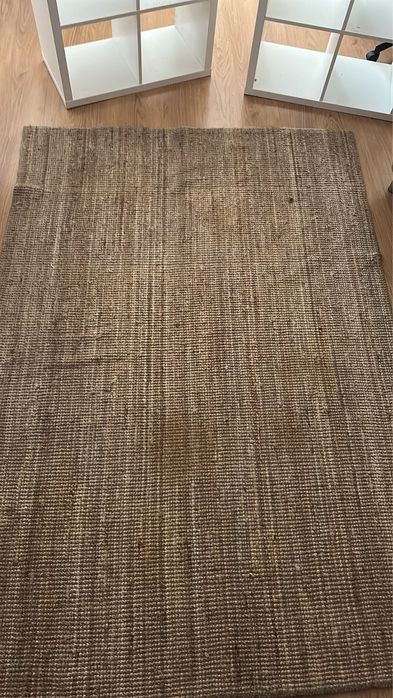 Tapete castanho sala