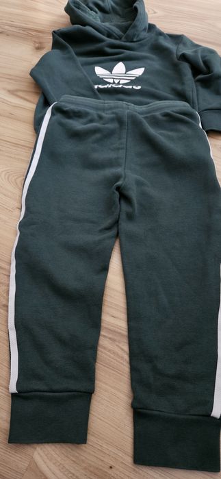 Dres Adidas 104 cm dla 3 latka