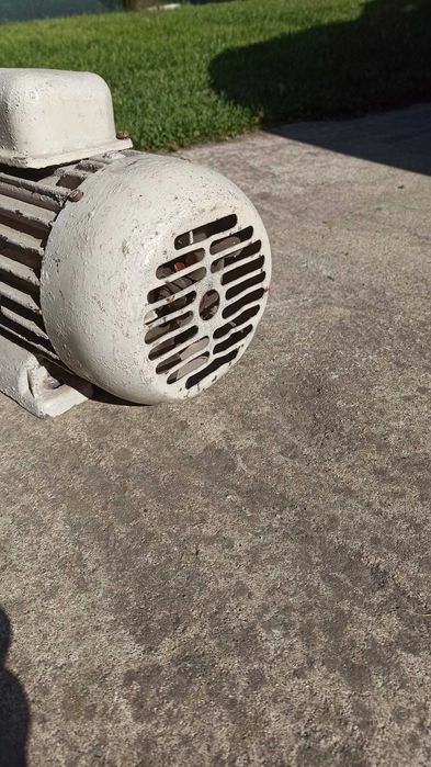 silnik 230/V  380V-930 obr.