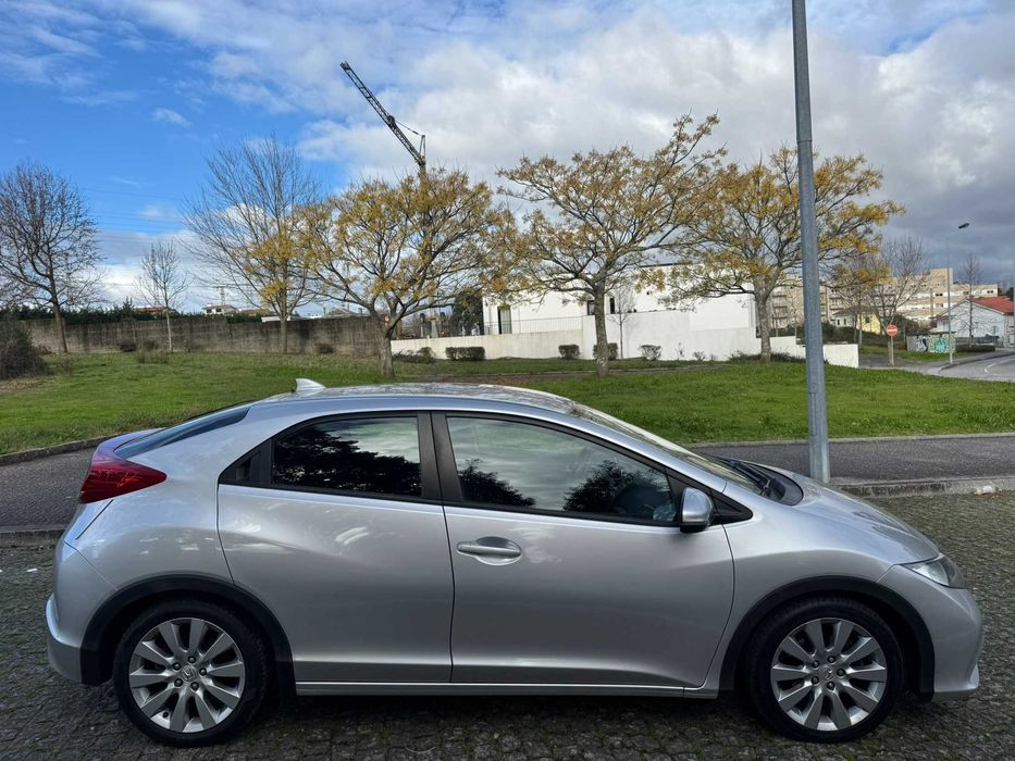 Honda Civic 2.2 i-DTEC Sport