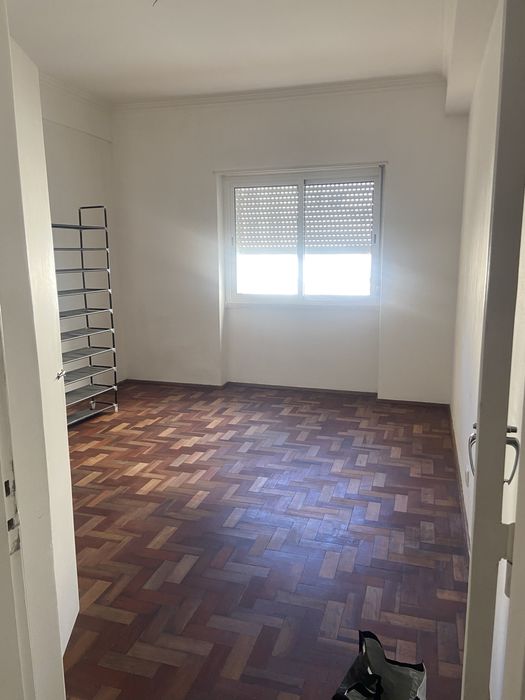 Arrenda-se apartamento T2