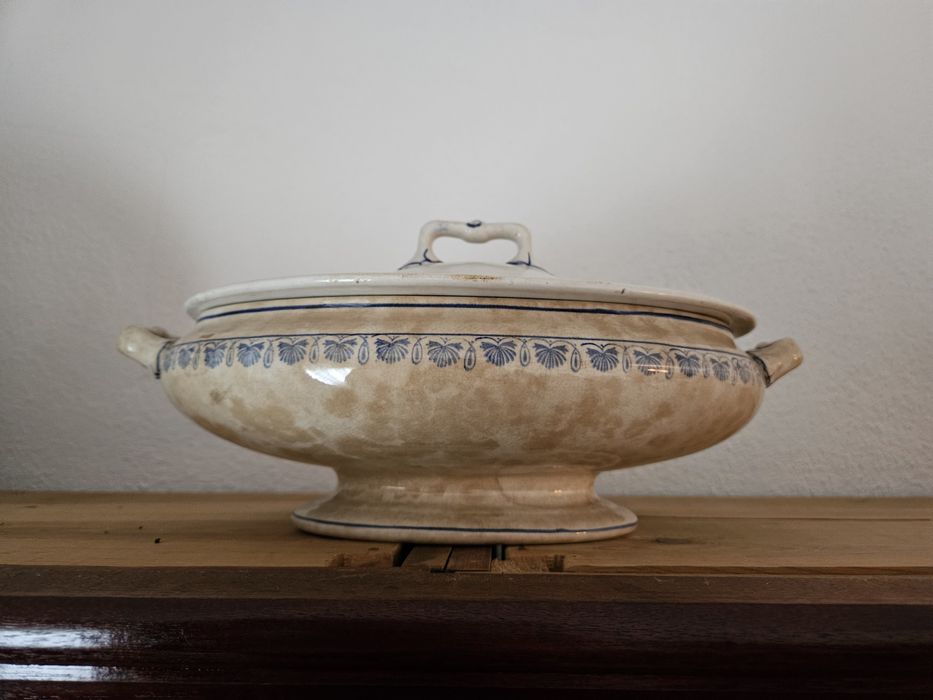 Terrina antiga fábrica Sacavém