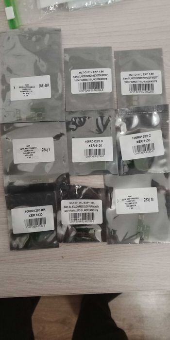 Принтер Xerox 6130N б/у Продам