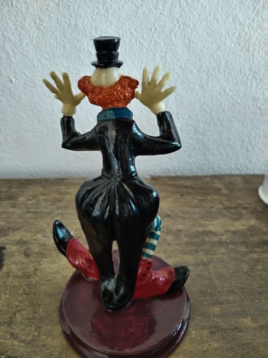 Palhaço em marfinite