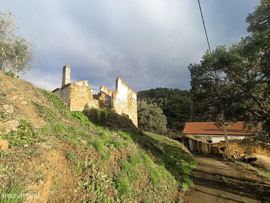 Casa para Recuperar em Vila de Rei, Castelo Branco — Vila de Rei, Castelo Branco
