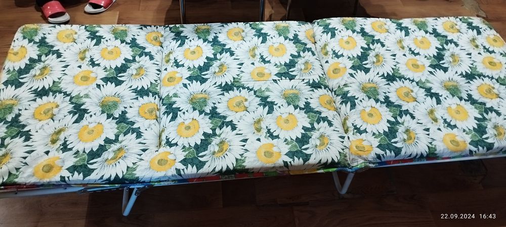 Łóżko turystyczne polowe rozkładane składane