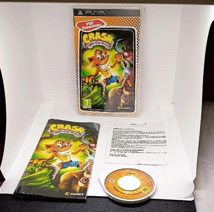Crash Mind Over Mutant Sony PSP Essentials PAL CIB (Completo com Manual)
