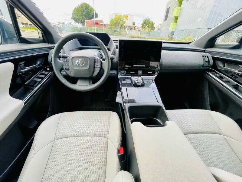 2023 Toyota bZ4X