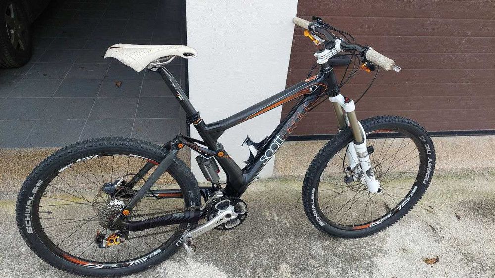 Bicicleta Scott Genius – Carbono – Suspensão Total – 1100 €