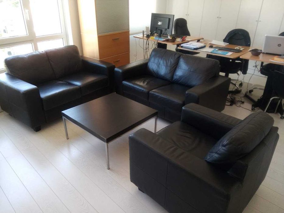 Cadeira/sofá pele modelo Skogaby Ikea, 1 lugar
