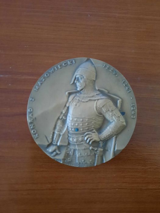Medal Konrad I Mazowiecki  Seria PTAiN Koszalin 70 mm,  srebrzony i brąz