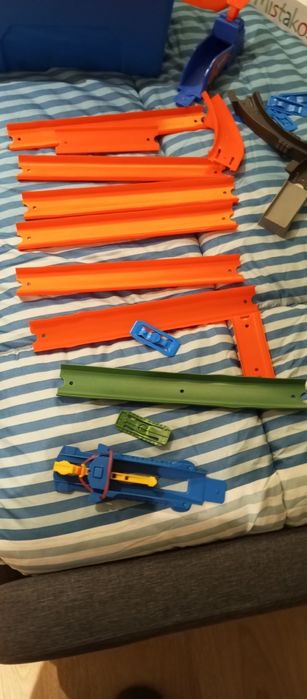 Varios briquedos em muito bom estado