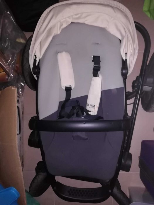 Carrinho de passeio Quinny