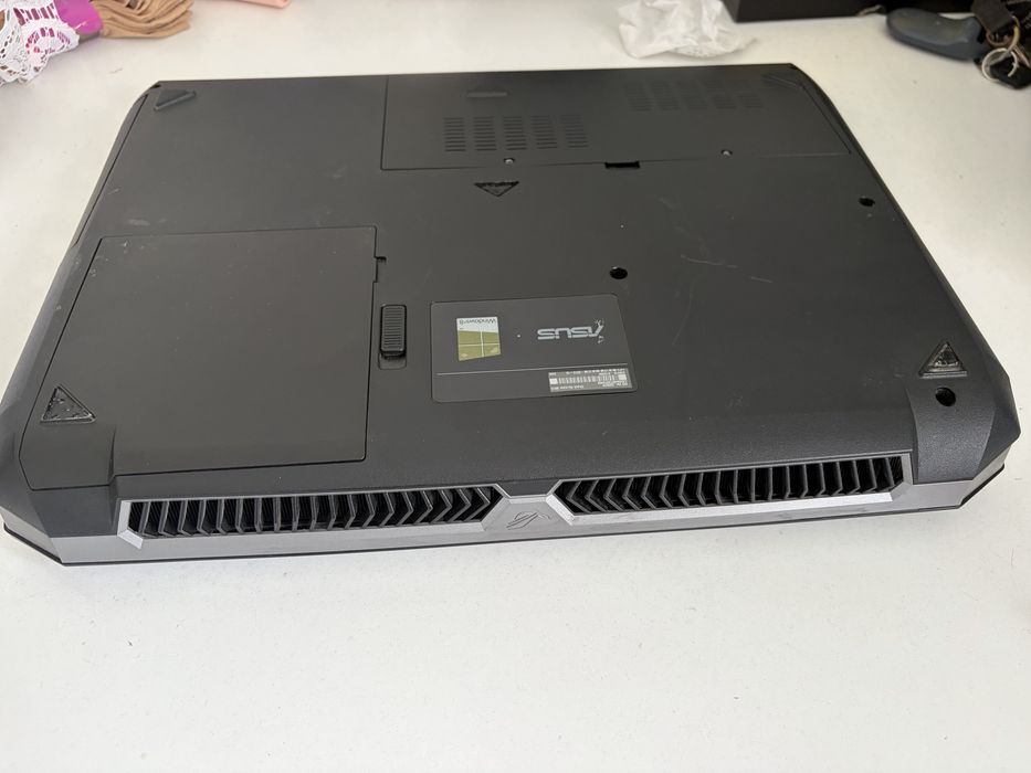 Asus rog g55vw .