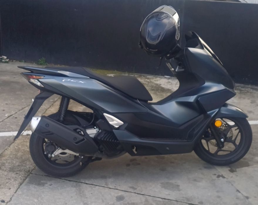 Vendo PCX 2025 Semi Nova!