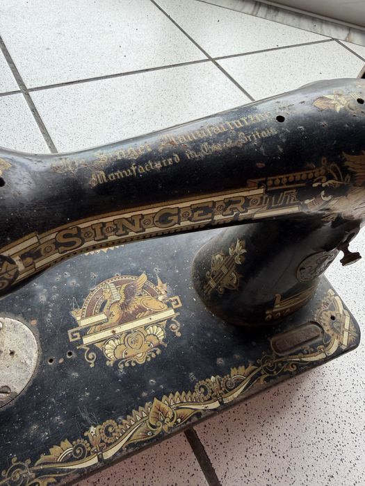 Maquina de costura SINGER