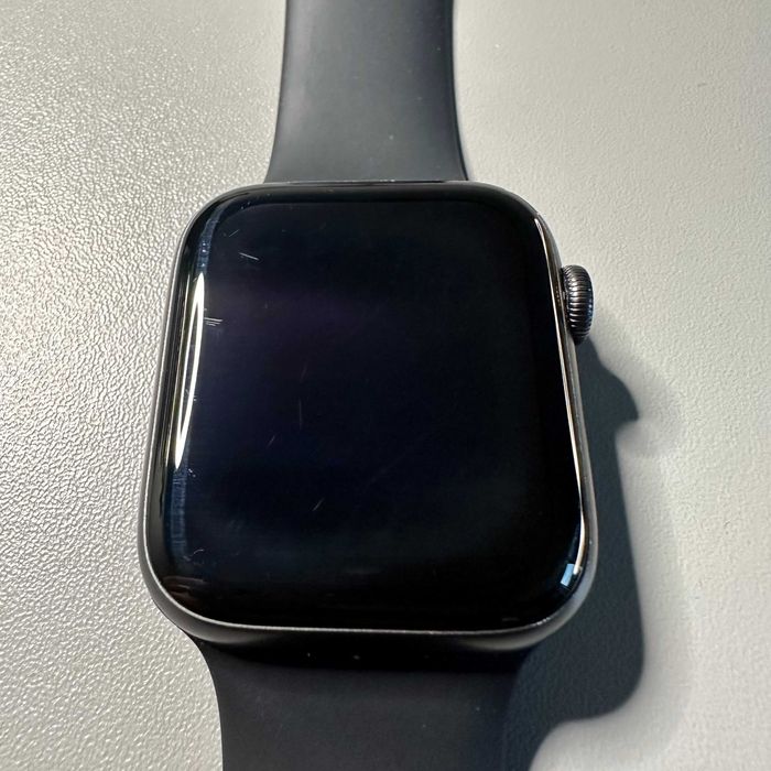 Apple Watch 5 44mm Space Gray Aluminium GPS
