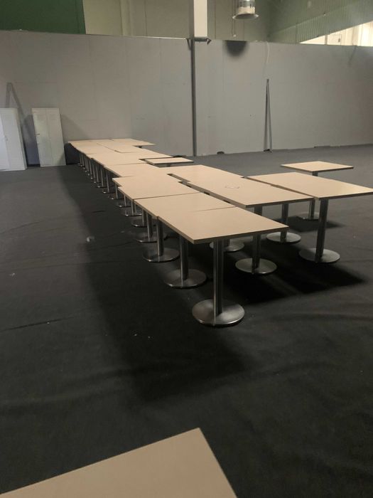 stolik,stół barowy,restauracyjny,kebab,pizza