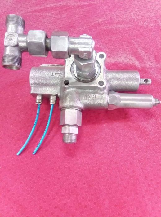 Distribuidor hidráulico pneumático