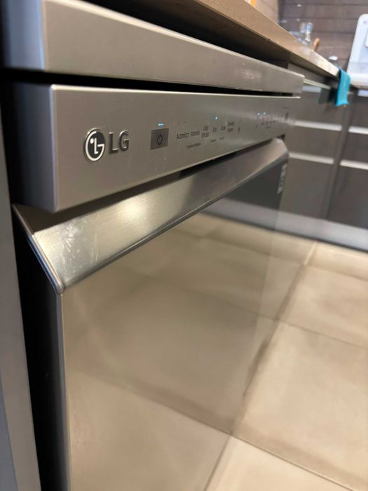 Máquina de lavar loiça LG DF325FP