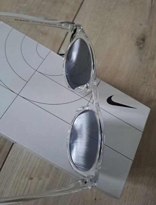 Okulary przeciwsloneczke Nike
