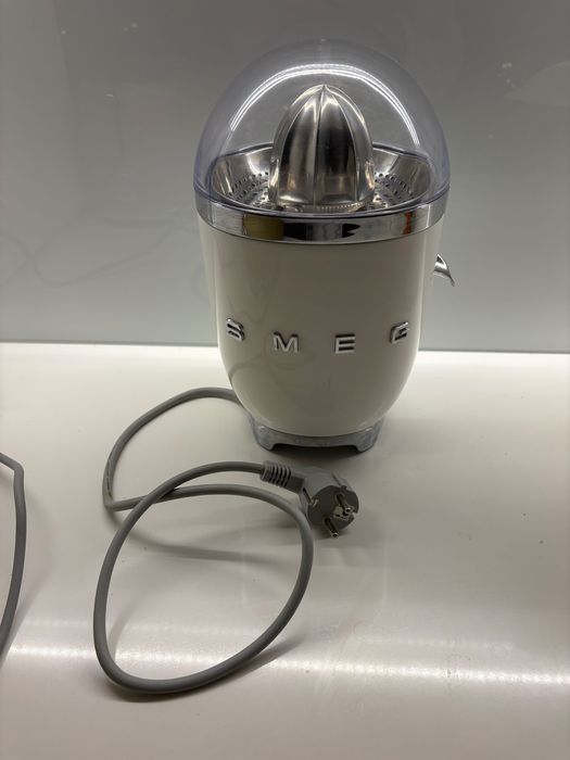 Wyciskarka smeg biała - stan bdb - wszystko sprawne