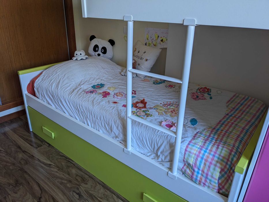 Quarto criança juvenil