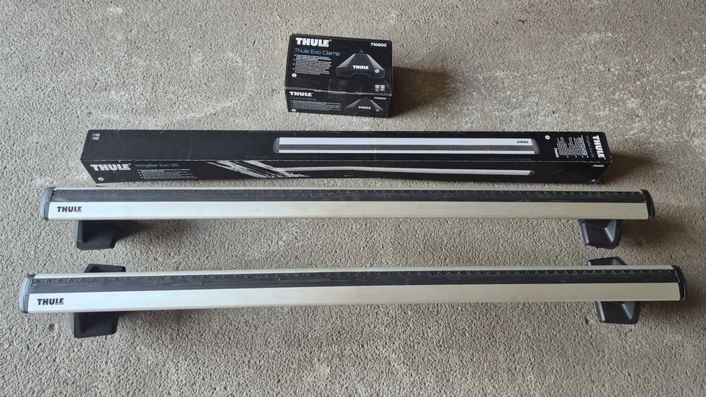 Bagażnik dachowy Thule WingBar Evo 135 (srebrny) + stopy Evo Clamp do Mazda 6 Sedan (od 2013 do 2022+)