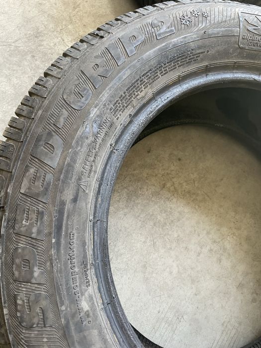 Пара 215/65r16 Semperit /7mm/ зимова резина