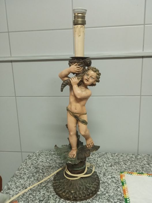 Candeeiro Anjo muito antigo, em cerâmica.