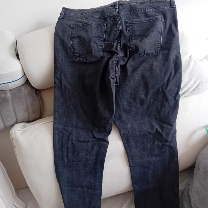 Spodnie Levis W33 czarne rurki