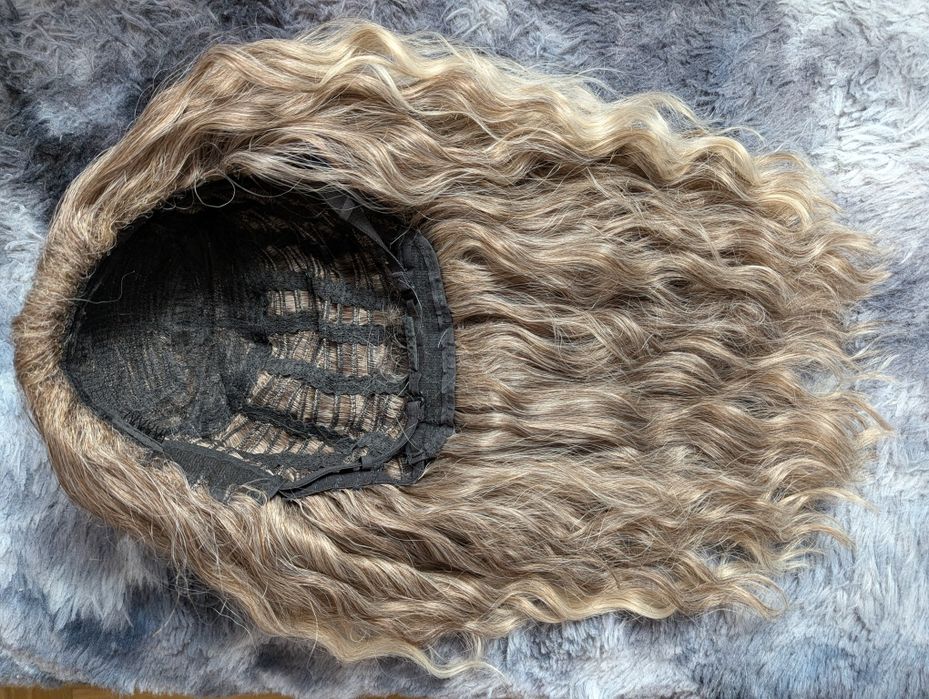 Peruka afro loki ciepły blond ombre
