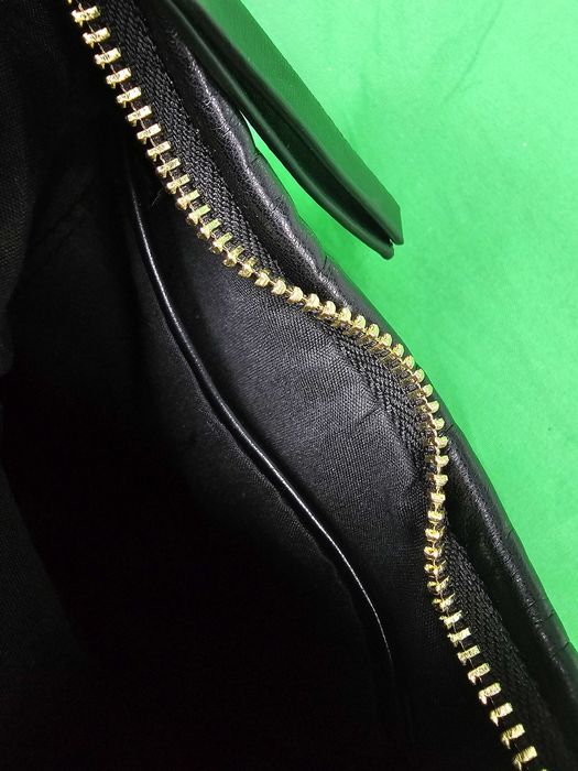 Torebka damska Miu Miu torba biznesowa nowość czarna lodeczka kuferek