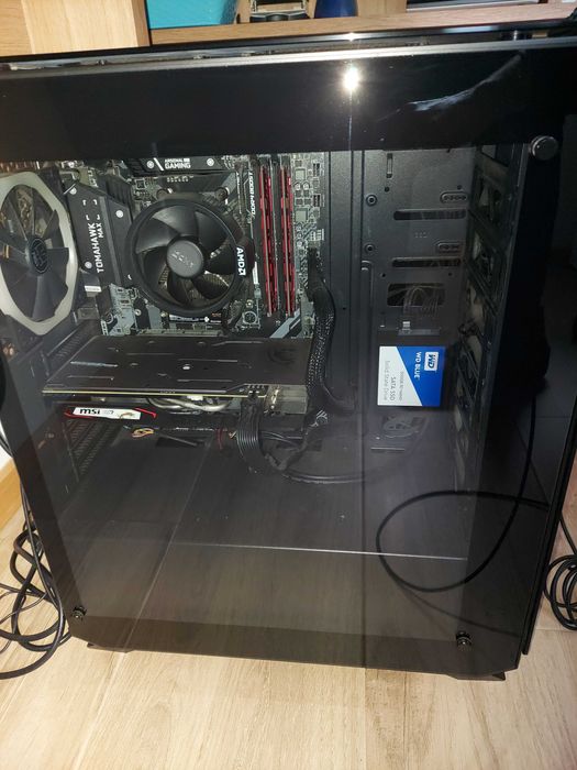 AMD Ryzen 5 3600X – 6 Cores, 12 Threads, 4.2GHz Turbo