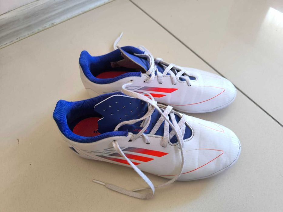 addidas buty halowe 37
