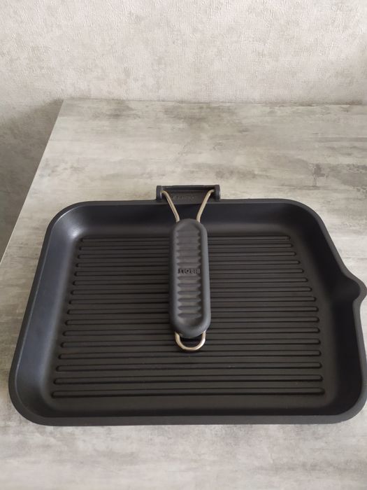 Продается сковорода-гриль ф-мы RISOLI. Италия.