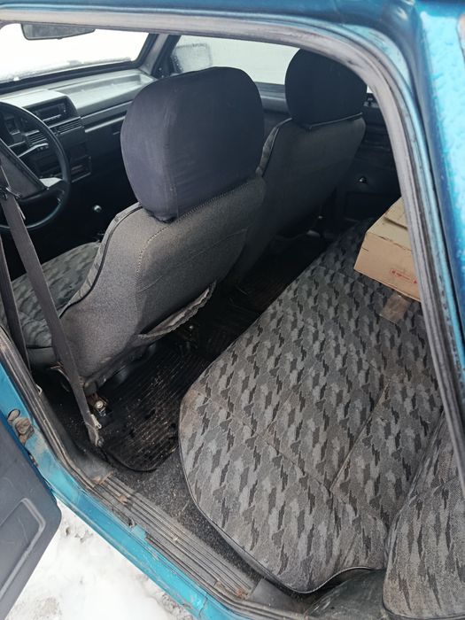 ваз21099.  2001року