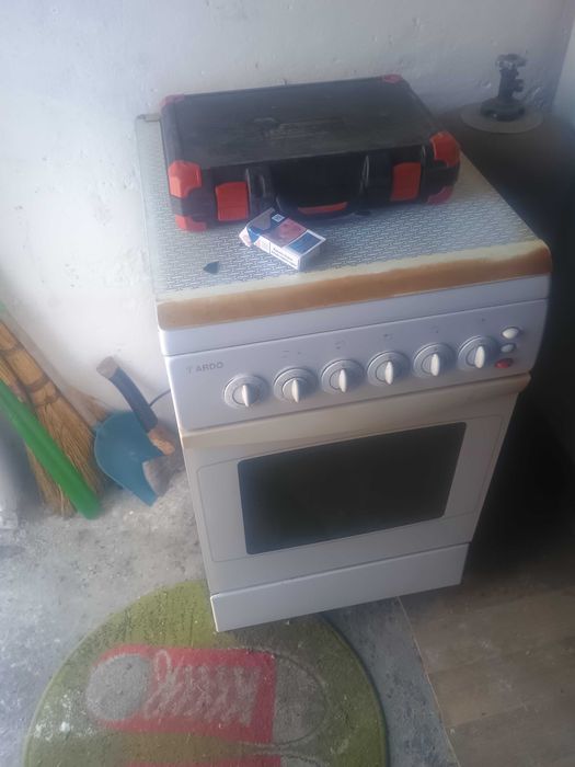 Газова     плита