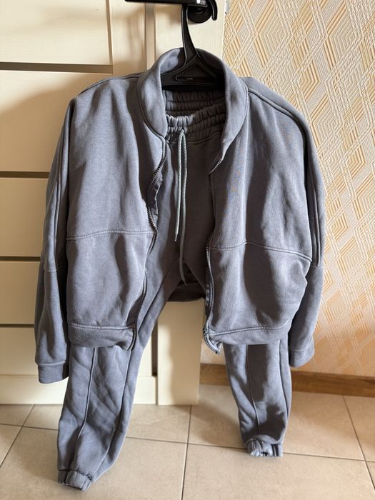 Костюм спортивный