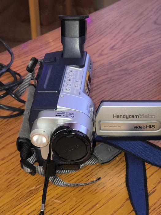 видеокамера камера SONY TRV218E