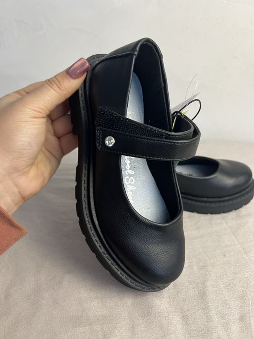 Туфлі дл дівчинки від George