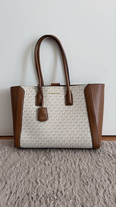 Mala michael kors geande usada