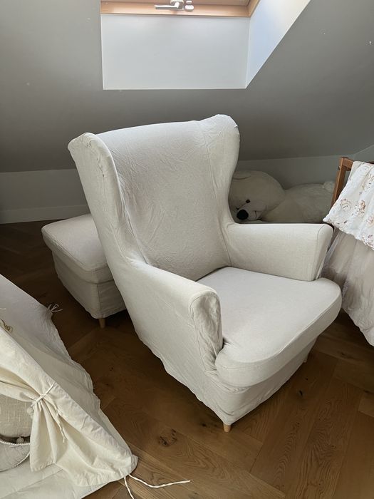 Fotel IKEA Strandmon + podnożek. Zielony w lnianym pokrowcu