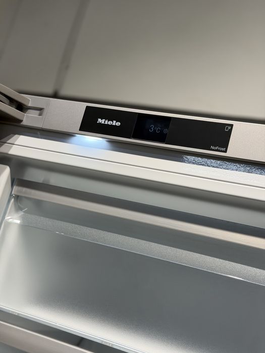 ®️ L U X U R Y. Miele side by side. Холодильник морозильна. 25й рік.
