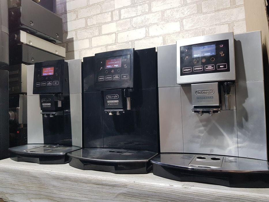 Кавомашина/кофемашина Delonghi Perfecta Cappuccino Graphic Touch б/у