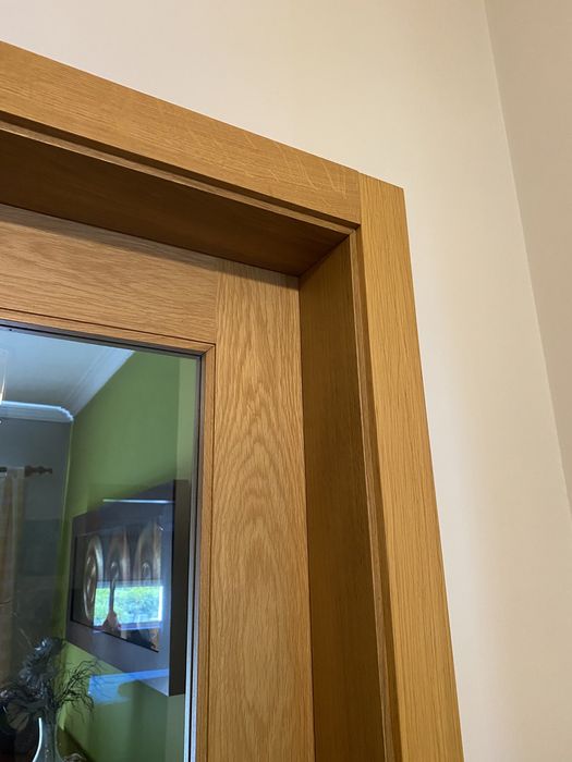 Porta de Madeira e componentes