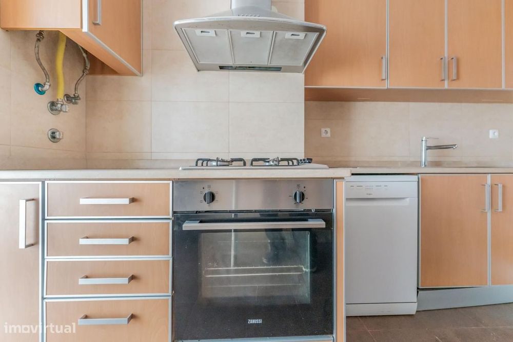 Apartamento T2 + 1 com vista, Estrela, Lisboa