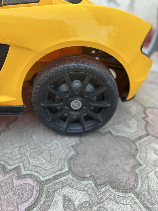 Продам дитячий електроавиомрбіль